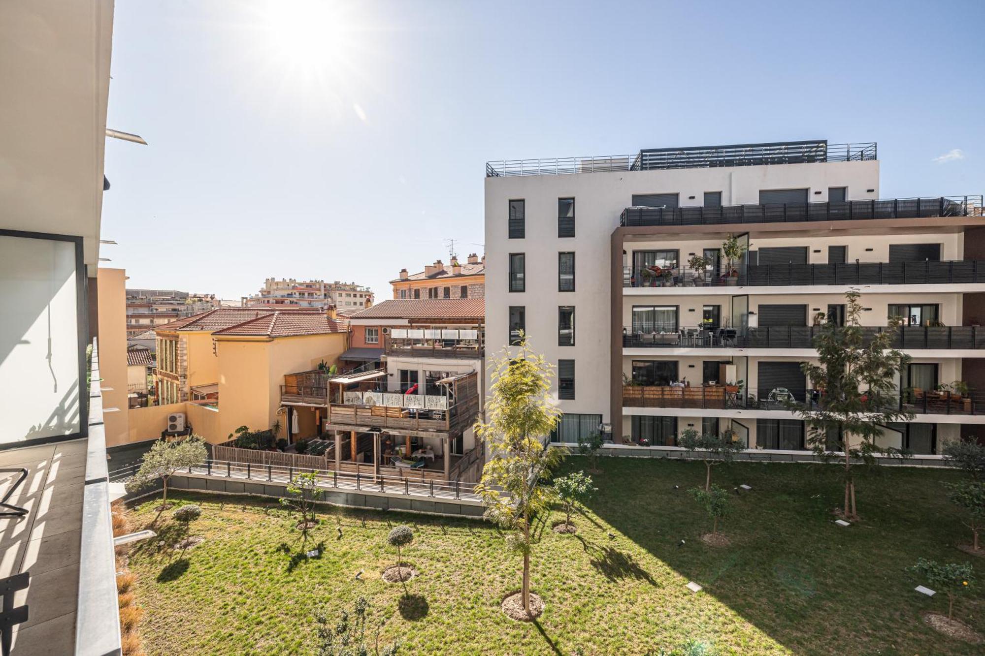 Queen Riviera : Climatisation, Parking, Terrasse مينتون المظهر الخارجي الصورة