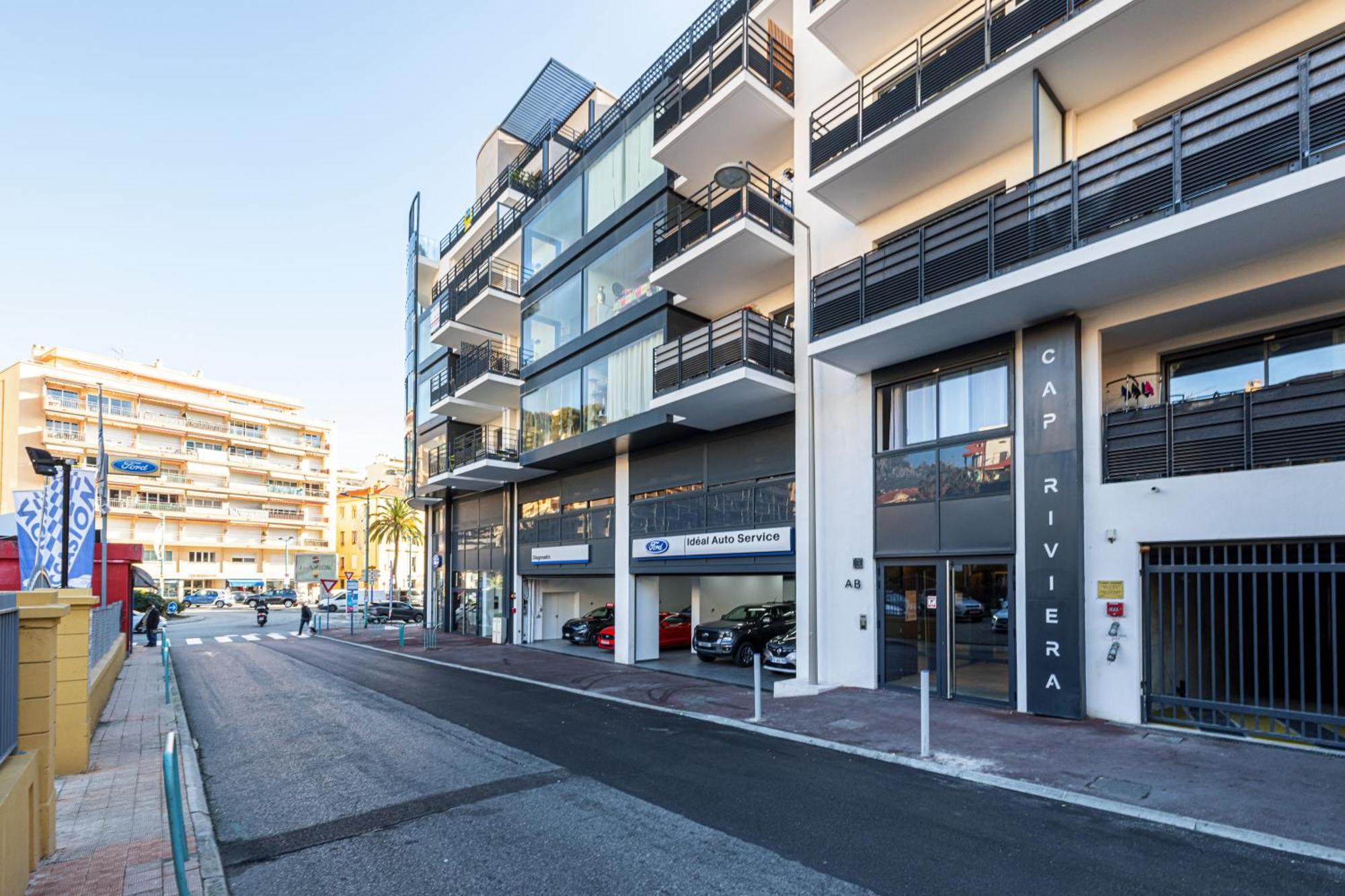 Queen Riviera : Climatisation, Parking, Terrasse مينتون المظهر الخارجي الصورة